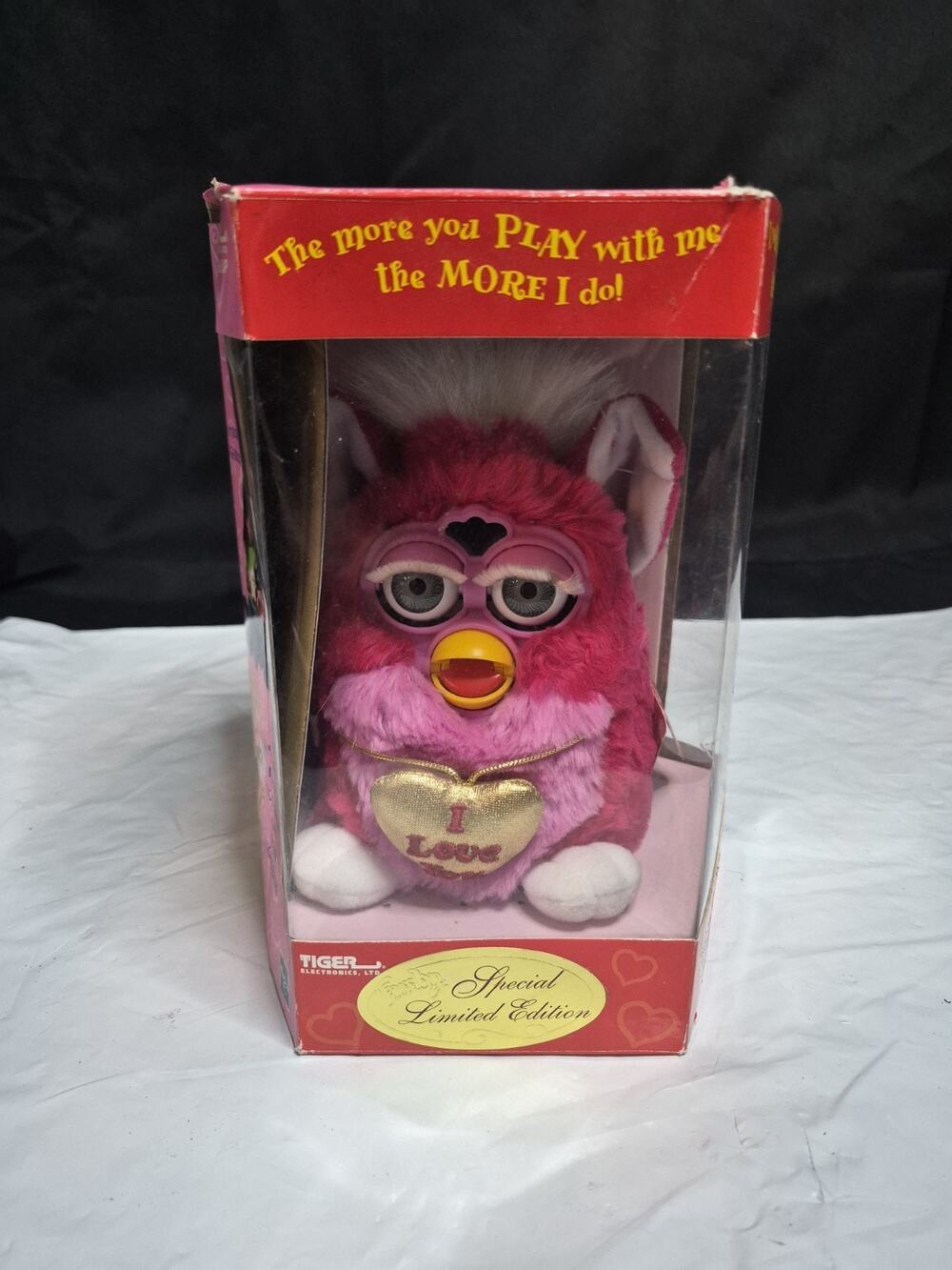 Vintage Furby TigerLTD Hasbro Valentines Furby Clean All There , With Box..